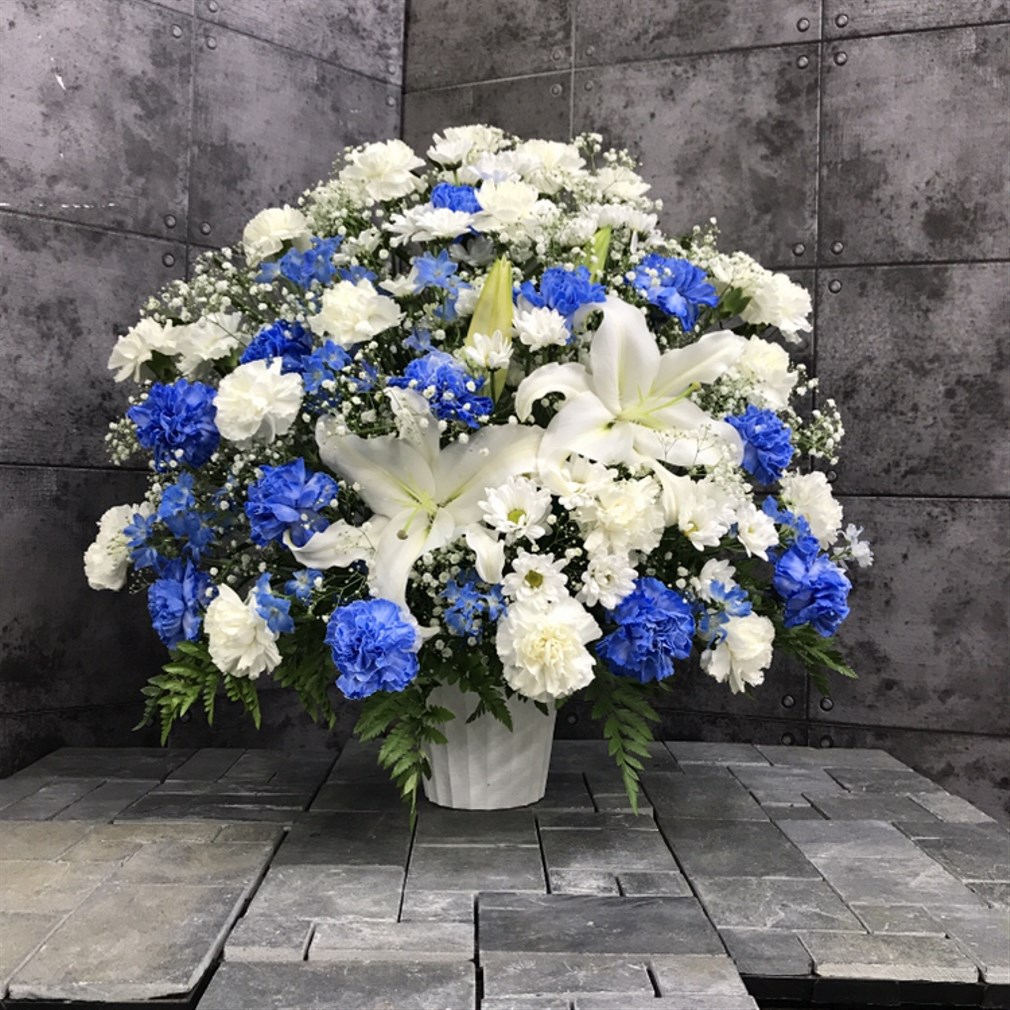 【御供】ユリ入りカーネーションとカスミソウのアレンジメントWB_63_MS-OS