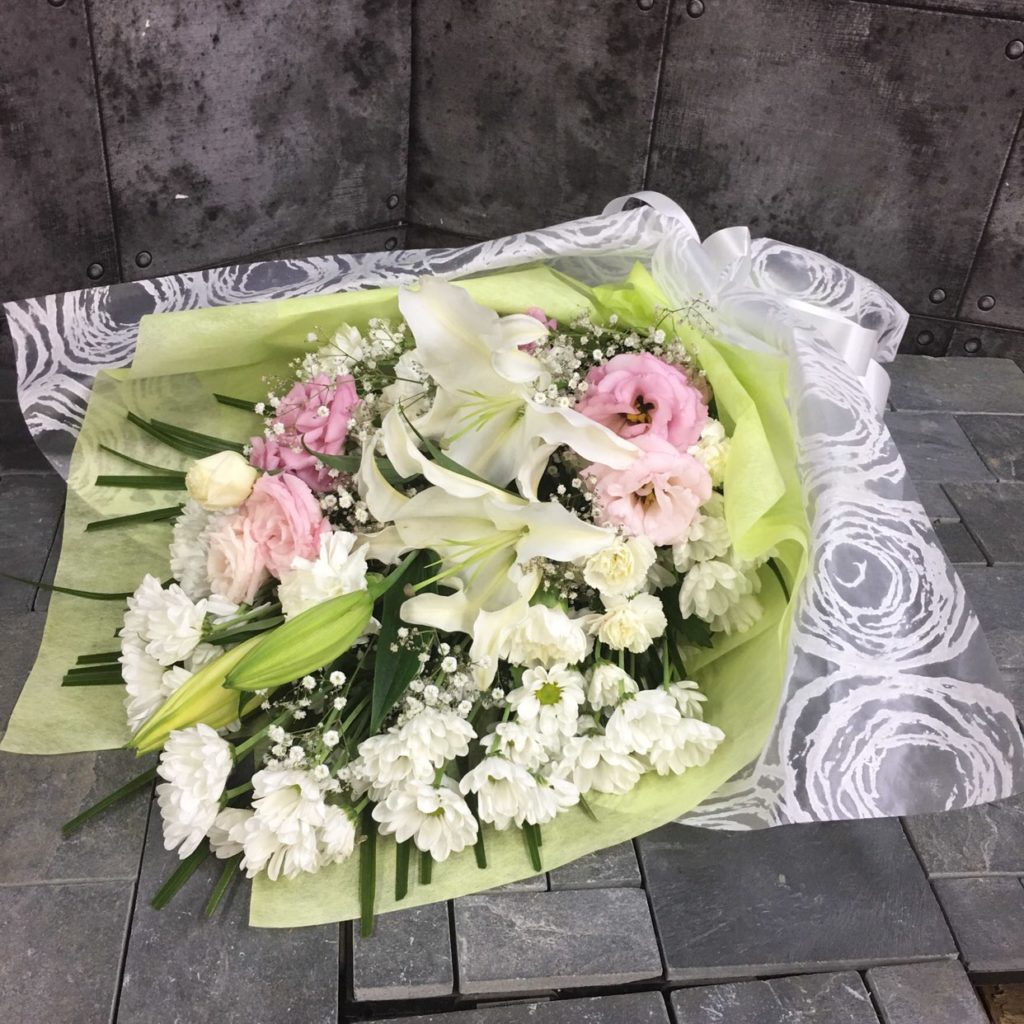 【御供】ユリとカーネーションの花束WP_70_SP-OS