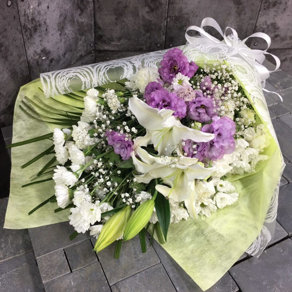 【御供】ユリとカーネーションの花束WPP_85_SP-OS